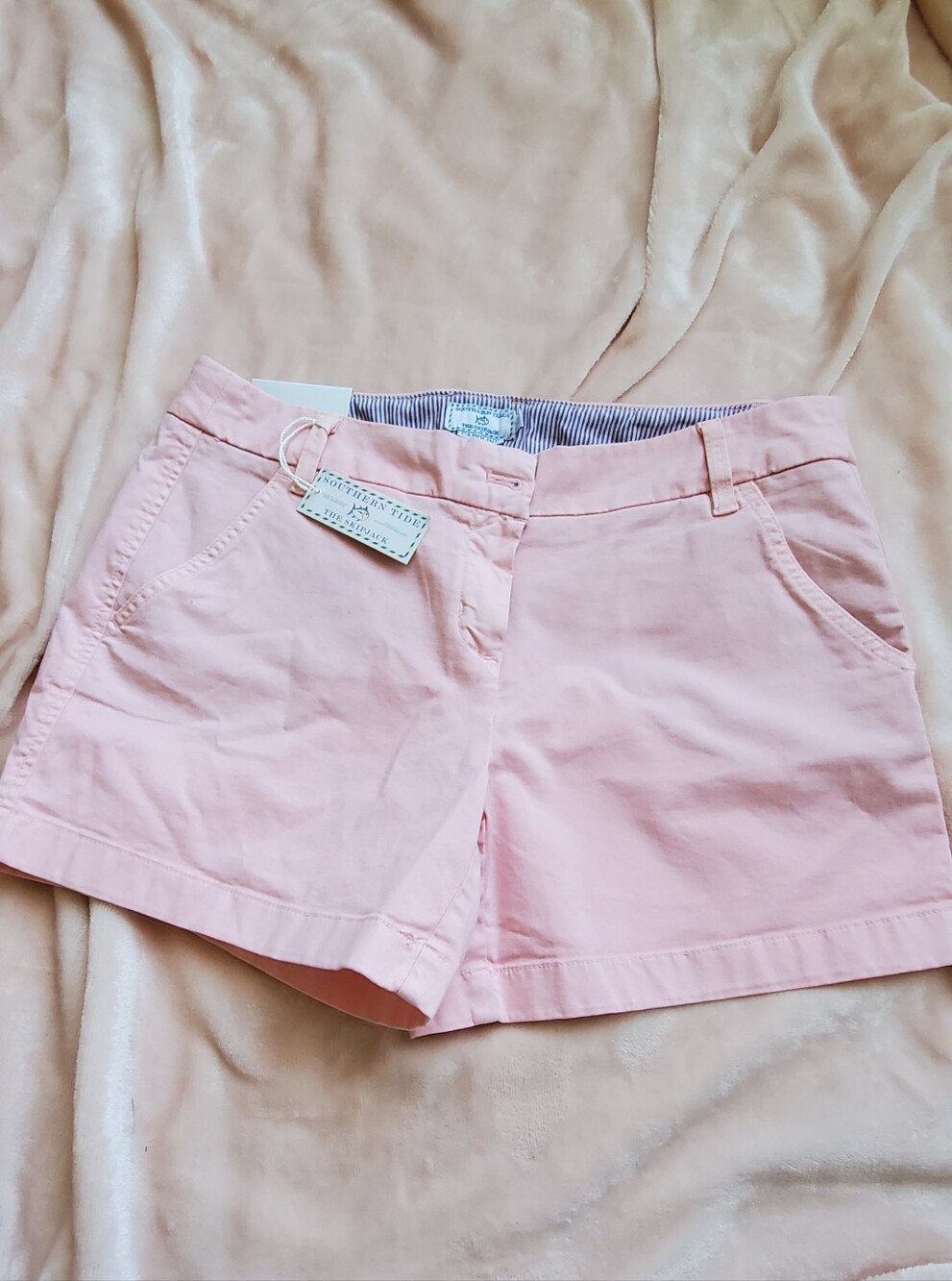 Southern Tide Cotton Chino Shorts, Pink, Size 8. Never Worn!